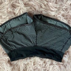 lulu shorts. speed. size 4